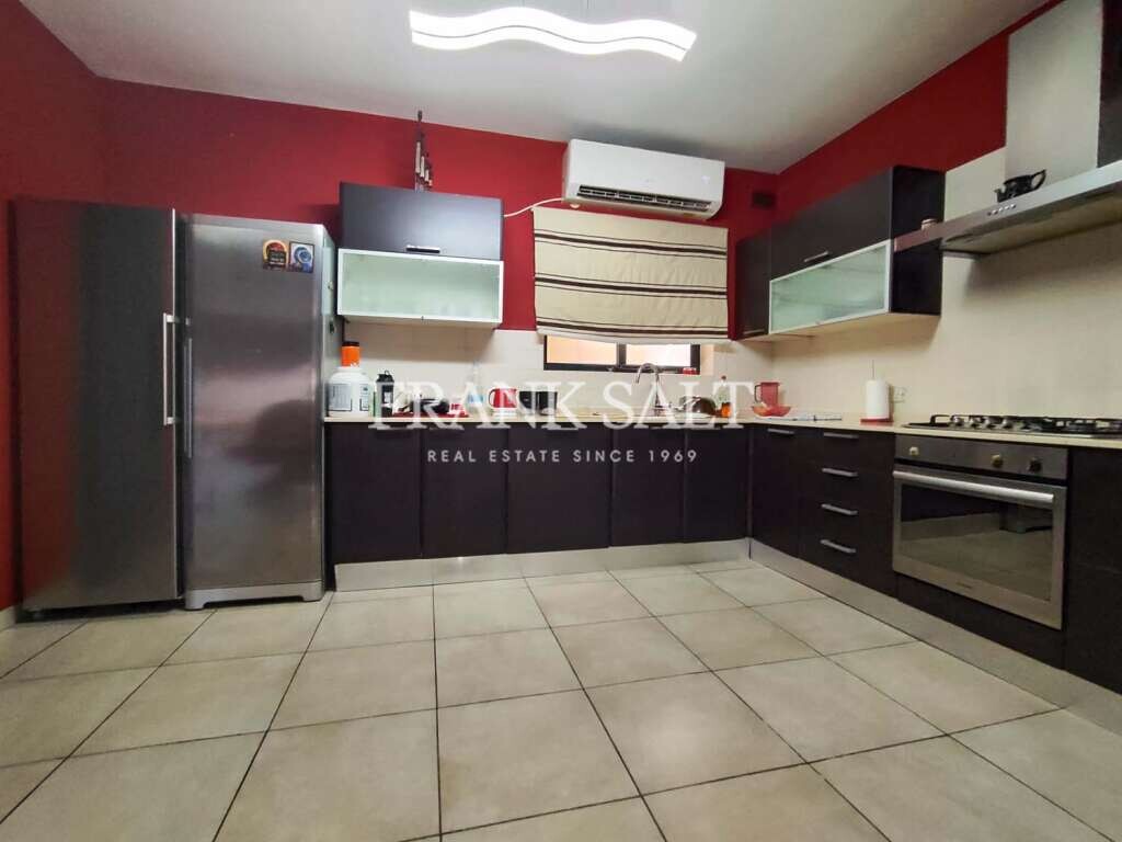 3 bedrooms Apartment in Hamrun, Malta No. 2486