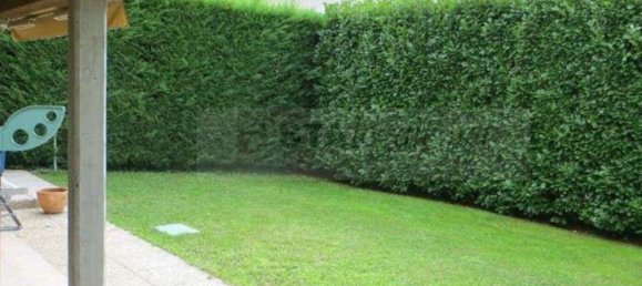 Casa de 4 habitaciónes en Cogliate, Italy No. 3653 4