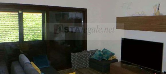 Casa de 4 habitaciónes en Cogliate, Italy No. 3653 8