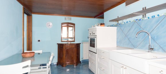 4 bedrooms Duplex in Naples, Italy No. 372347 8