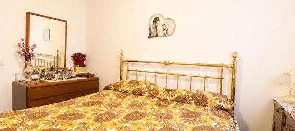 Apartamento de 2 dormitorios en Carpi, Italy No. 151007 7