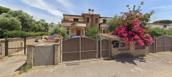 5-salle Appartement à Anzio, Italy No. 190870 2