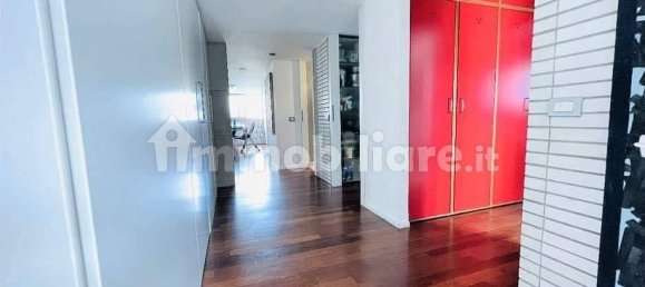 2 chambres Appartement à Bergamo, Italy No. 181025 3