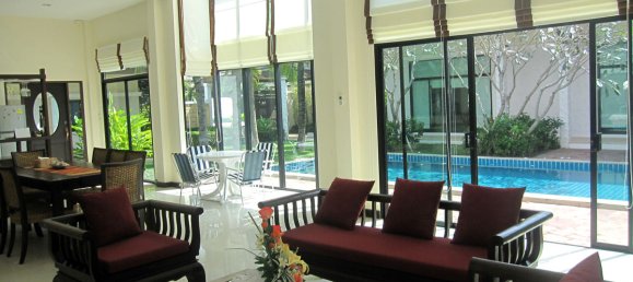 4 bedrooms Cafe / restaurant in Pattaya, Thailand No. 1356 11