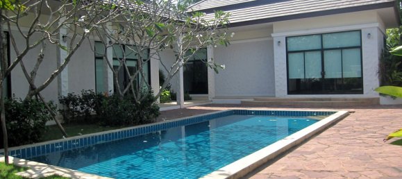 4 bedrooms Cafe / restaurant in Pattaya, Thailand No. 1356 2