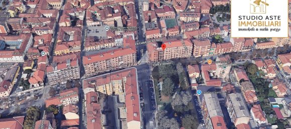 4-salle Appartement à Chivasso, Italy No. 14506 16