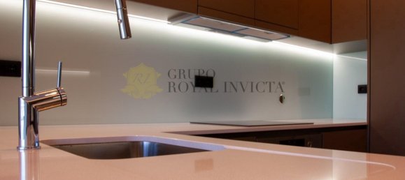 4 bedrooms Duplex in Porto, Portugal No. 117611 6