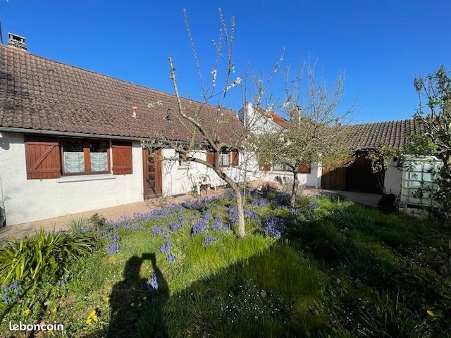 3 bedrooms House in Noyon, France No. 283777