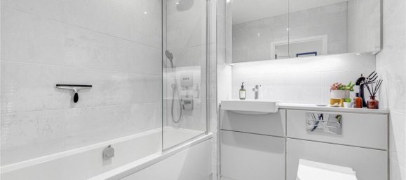 1 bedroom Apartment in London, United Kingdom No. 12802 6