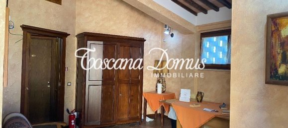 4 bedrooms Apartment in Siena, Italy No. 223310 6