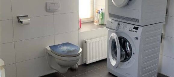 12 rooms Building in Leer, Germany No. 24945 3