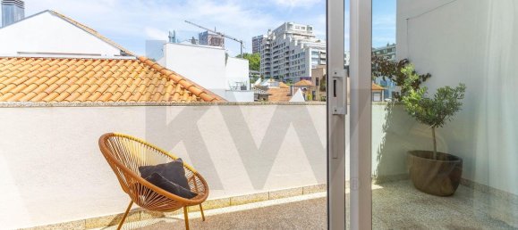 Дом с 4 спальнями в Порту, Португалия № 128119 31