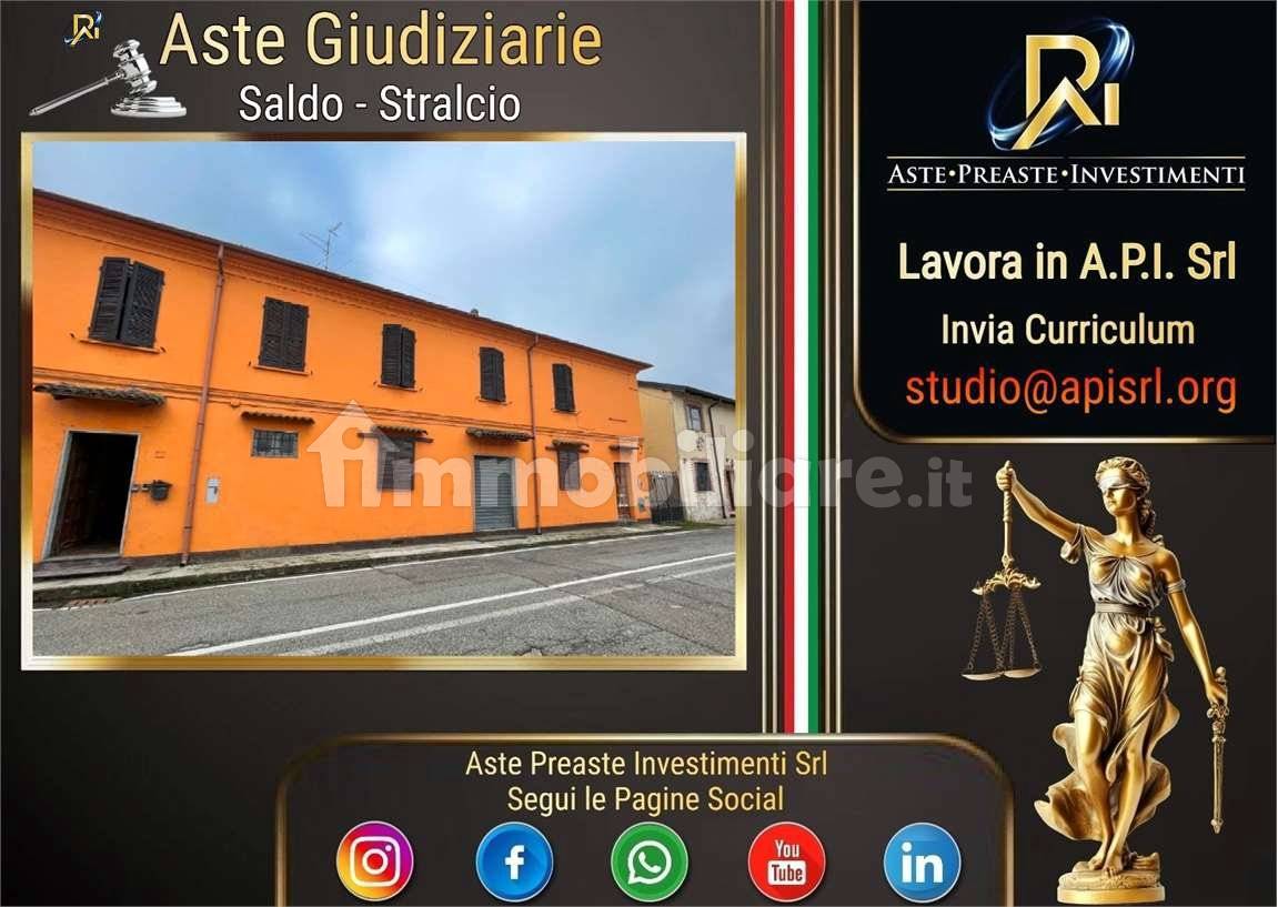 5 غرف نوم شقة في Cozzo, Italy رقم 287496