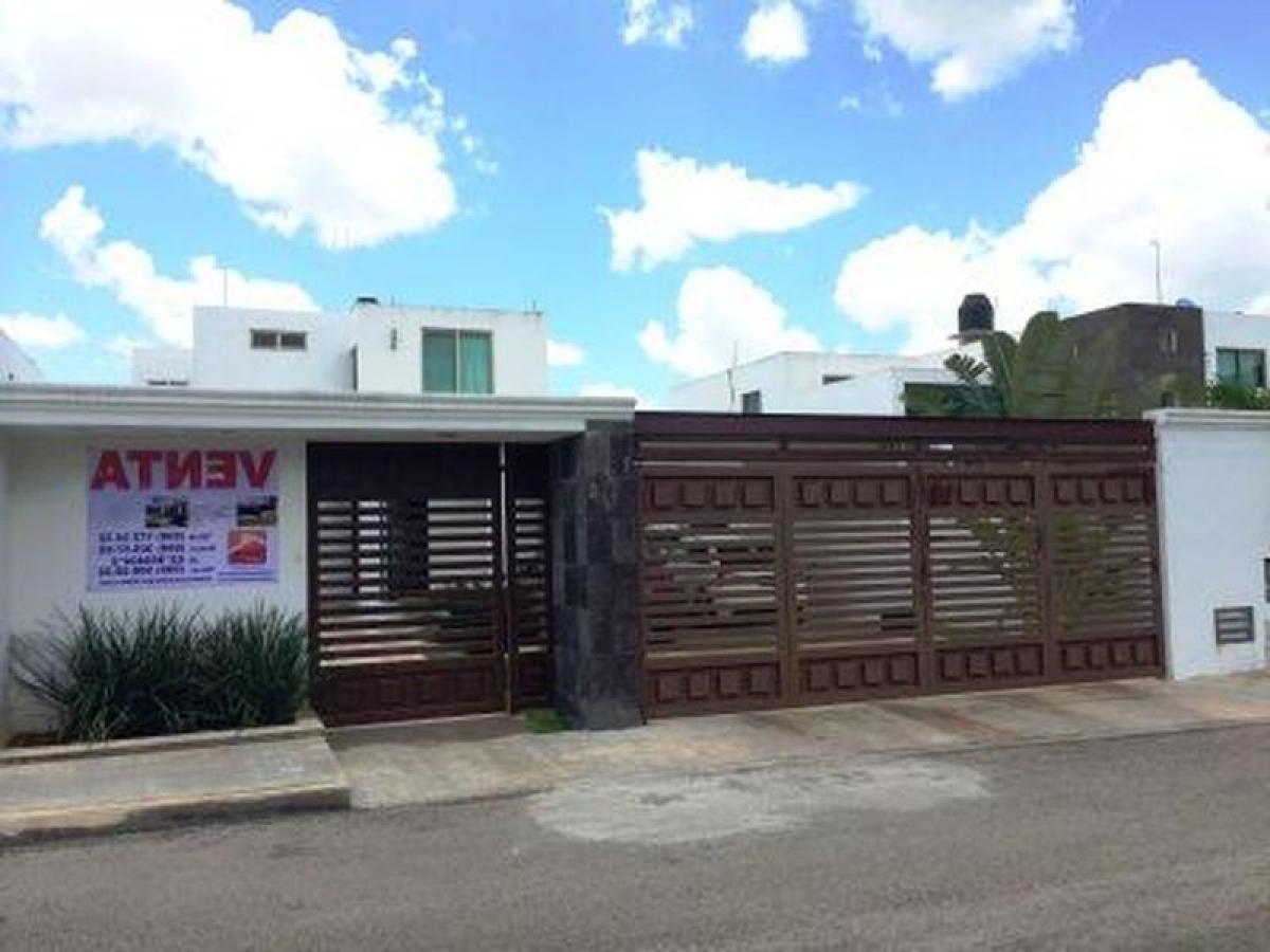 4 bedrooms House in Conkal, Mexico No. 157537