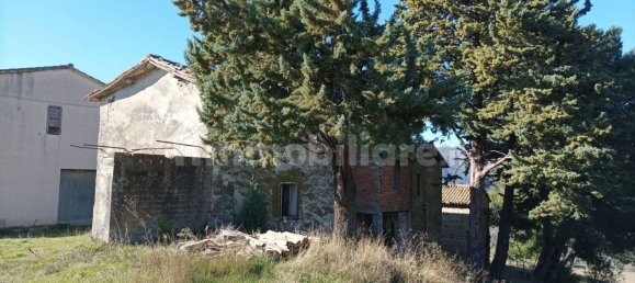 5 bedrooms House in Assisi, Italy No. 5563 14