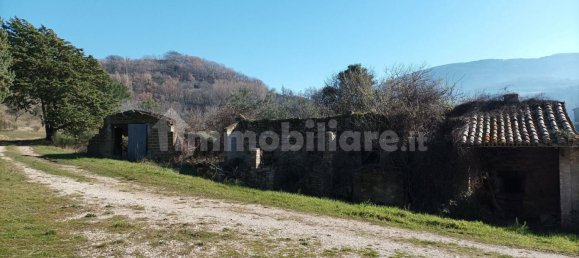 5 bedrooms House in Assisi, Italy No. 5563 8