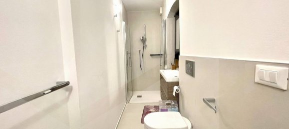 Apartamento de 2 habitaciónes en Bologna, Italy No. 23938 40