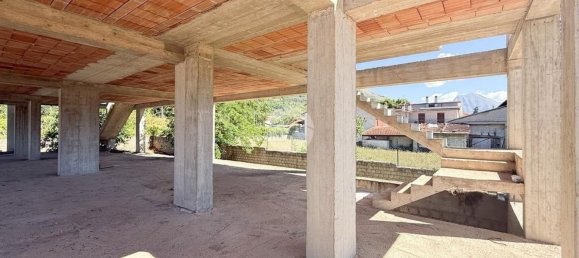 10 bedrooms Apartment in Avezzano, Italy No. 331384 6