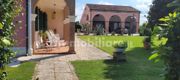 6 Schlafzimmer Villa in San Giorgio in Bosco, Italy, Nr. 358890 25