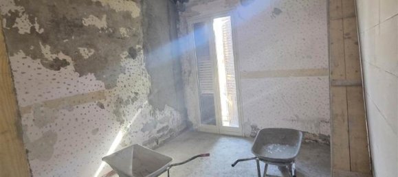 3 rooms Apartment in Palermo, Italy No. 155473 6