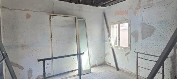 3 rooms Apartment in Palermo, Italy No. 155473 3