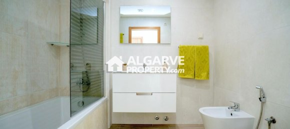 4 غرف نوم منزل في Quarteira, Portugal رقم 89319 29