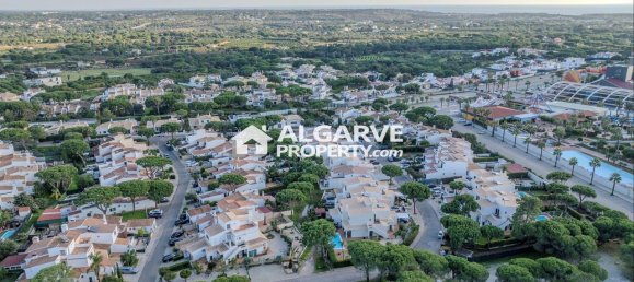 4 غرف نوم منزل في Quarteira, Portugal رقم 89319 21