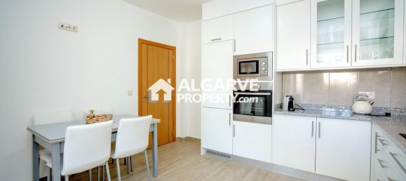 4 غرف نوم منزل في Quarteira, Portugal رقم 89319 37