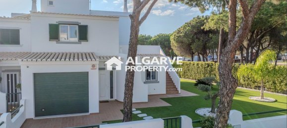 4 غرف نوم منزل في Quarteira, Portugal رقم 89319 9