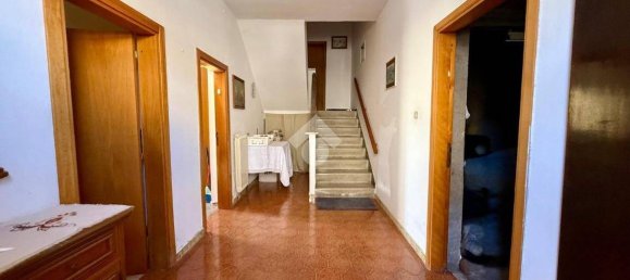 Дом с 3 спальнями в Губбио, Италия № 356590 3