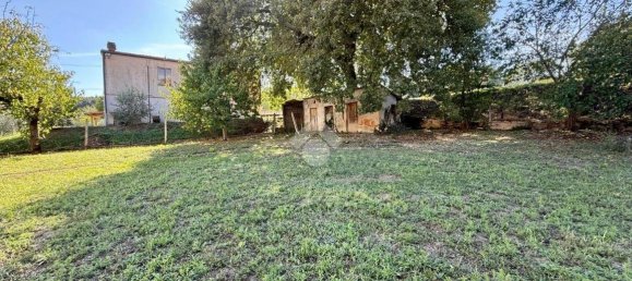 Дом с 3 спальнями в Губбио, Италия № 356590 20