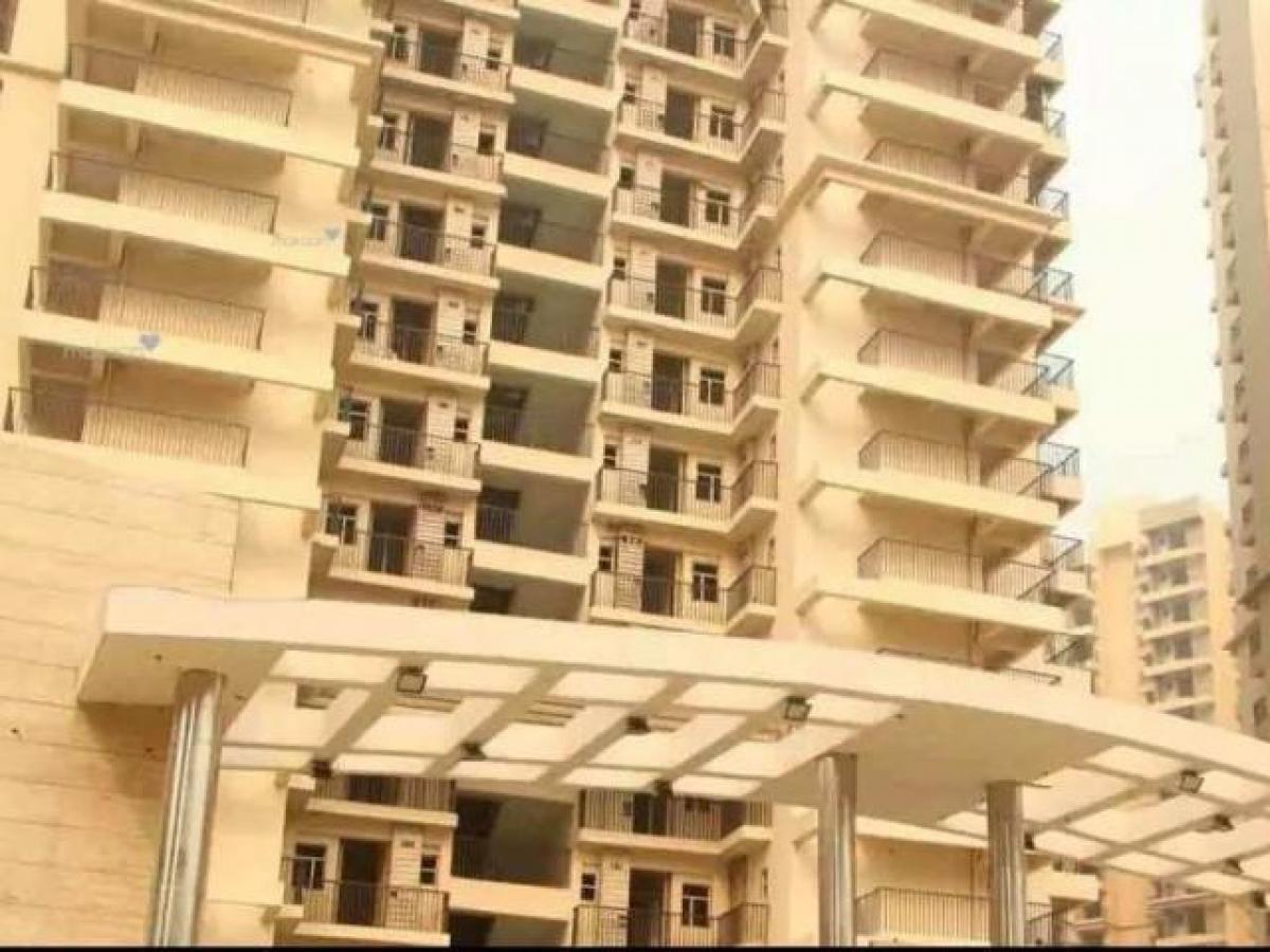 Casa T2 em Noida, India N.º 66572