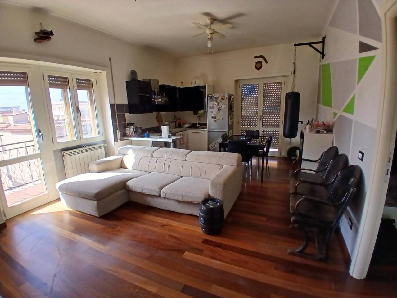 2-salle Appartement à Rome, Italy No. 139463