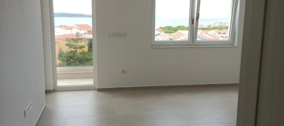 2 Schlafzimmer Wohnung in Povljana, Croatia, Nr. 215 15