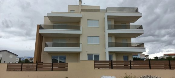 2 Schlafzimmer Wohnung in Povljana, Croatia, Nr. 215 3