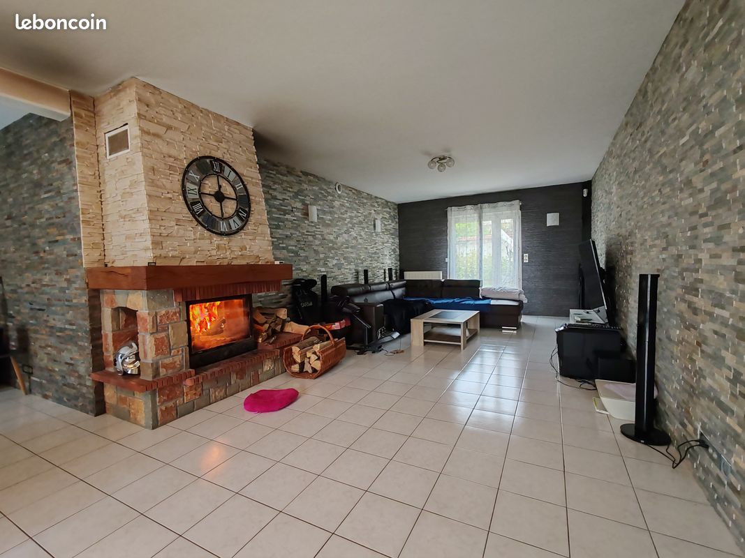 3 غرف نوم شقة في Chalons-en-Champagne, France رقم 153014