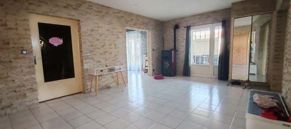 3 غرف نوم شقة في Chalons-en-Champagne, France رقم 153014 8