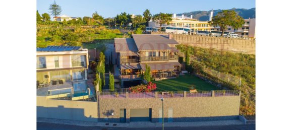 Вилла с 4 спальнями в Фуншал, Португалия № 107793 4