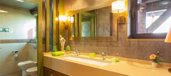 Вилла с 4 спальнями в Фуншал, Португалия № 107793 10