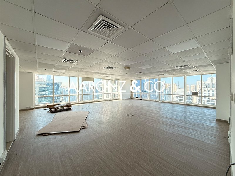 Oficina en Jumeirah Lake Towers, UAE 123 m² No. 111548