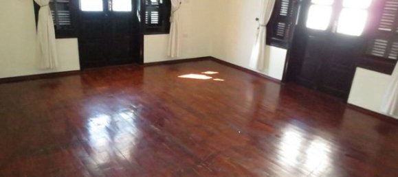 5 bedrooms Villa in Tay Ho, Vietnam No. 5052 2