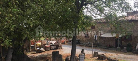 Коммерческая недвижимость с 5 комнатами в Равенна, Италия № 273553 17