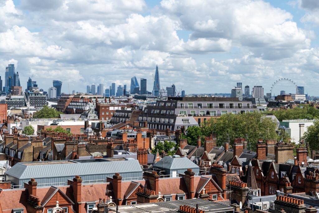 3 bedrooms Penthouse in London, United Kingdom No. 13091