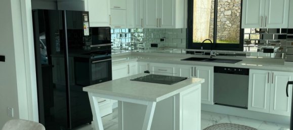 Villa 5+1 in Kargicak, Turkey No. 16913 2