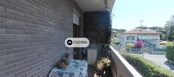 4 rooms Apartment in Massa, Italy No. 261567 6