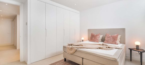 6 bedrooms Villa in Marbella, Spain No. 106179 32