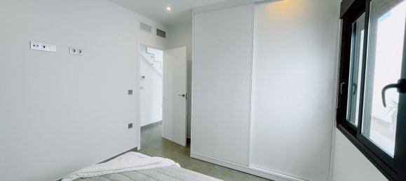 3 غرف نوم فيلا في Pilar de la Horadada, Spain رقم 16654 12