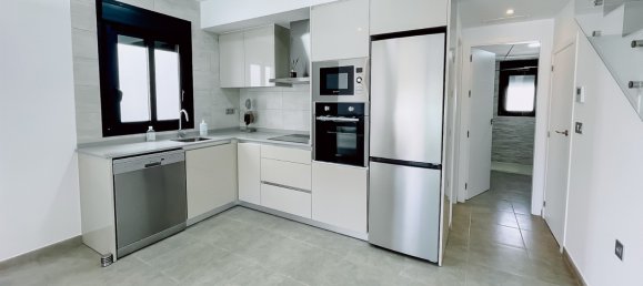 3 غرف نوم فيلا في Pilar de la Horadada, Spain رقم 16654 9