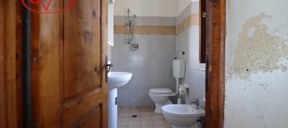 4-Zimmer Haus in Bucine, Italy, Nr. 230648 8