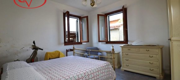 4-Zimmer Haus in Bucine, Italy, Nr. 230648 9